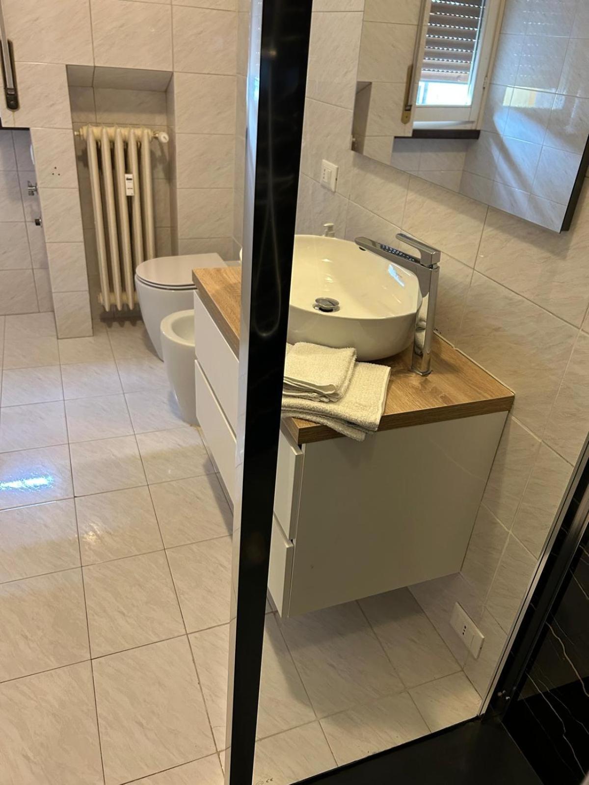 Bed Station -Self Check In- Bed and Breakfast Bergamo Eksteriør billede